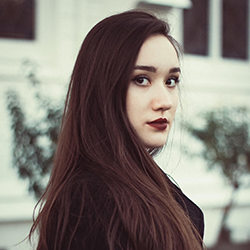 VH_Headshot Tayler Kinner